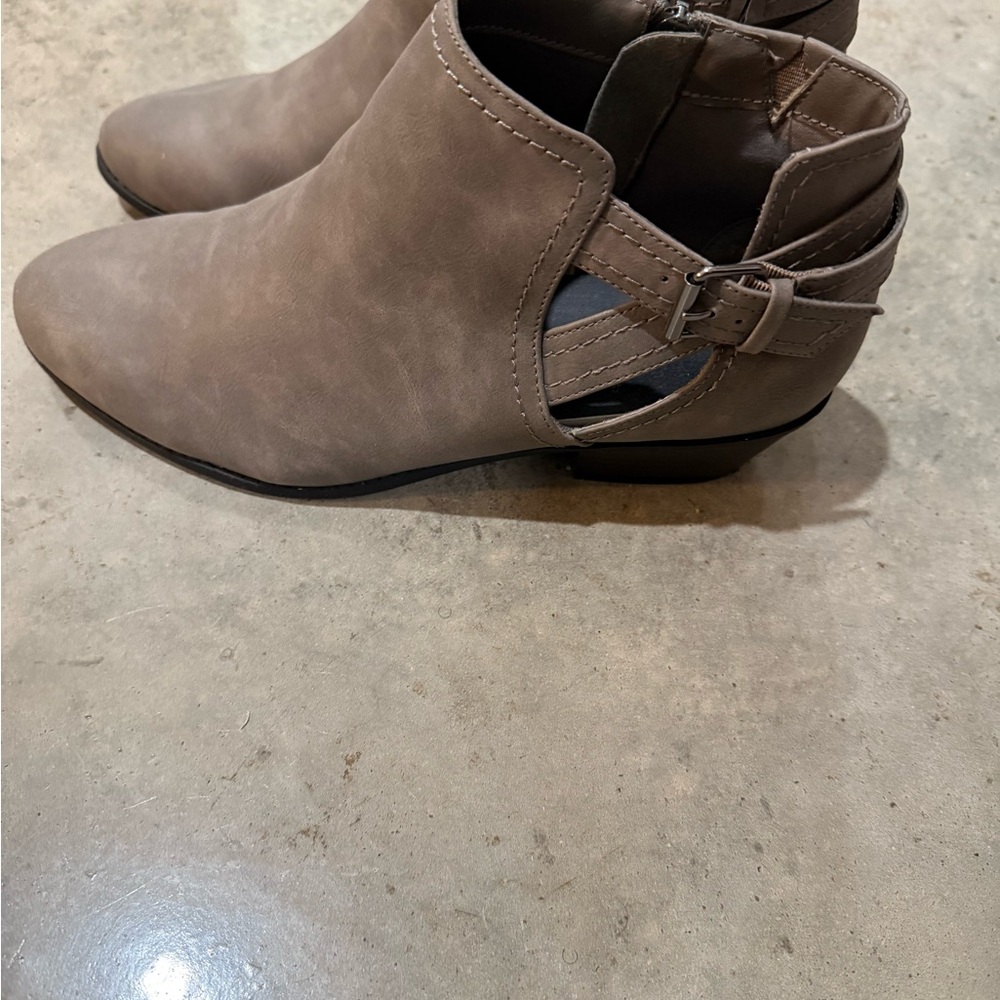 Torrid Women's Stone Ankle Boots